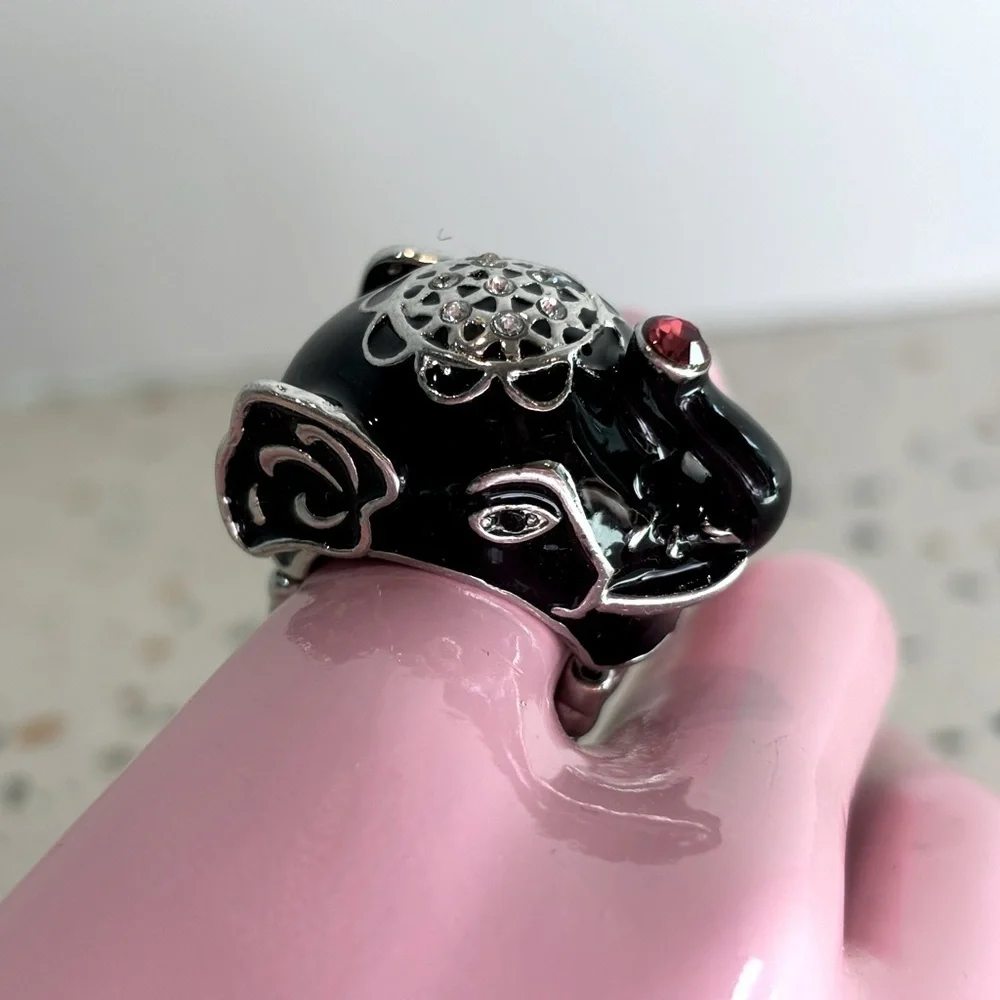 Black Elephant Ring with Stretch‎ Comfort Band